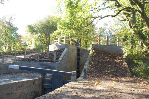 Canal History and Wildlife - Fully restored lock