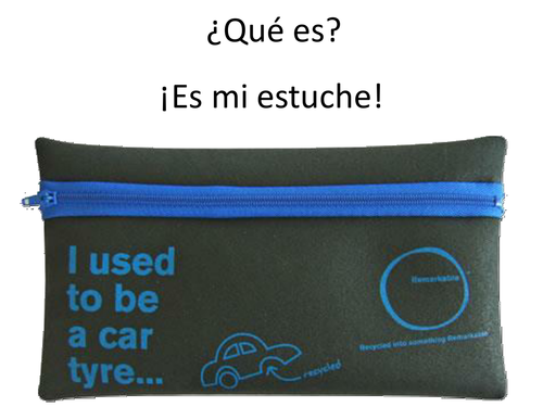 Presentation of pencil case items